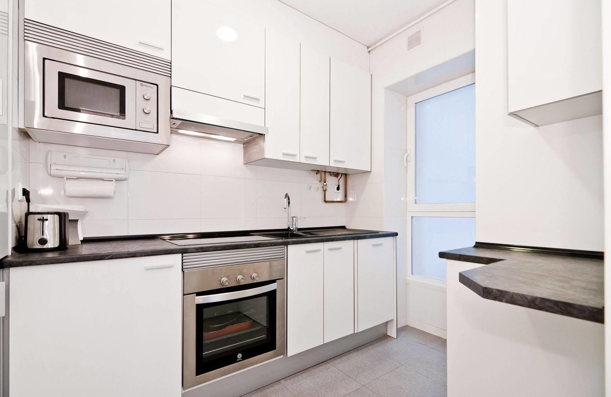 Apartamento Retiro Madrid Esterno foto