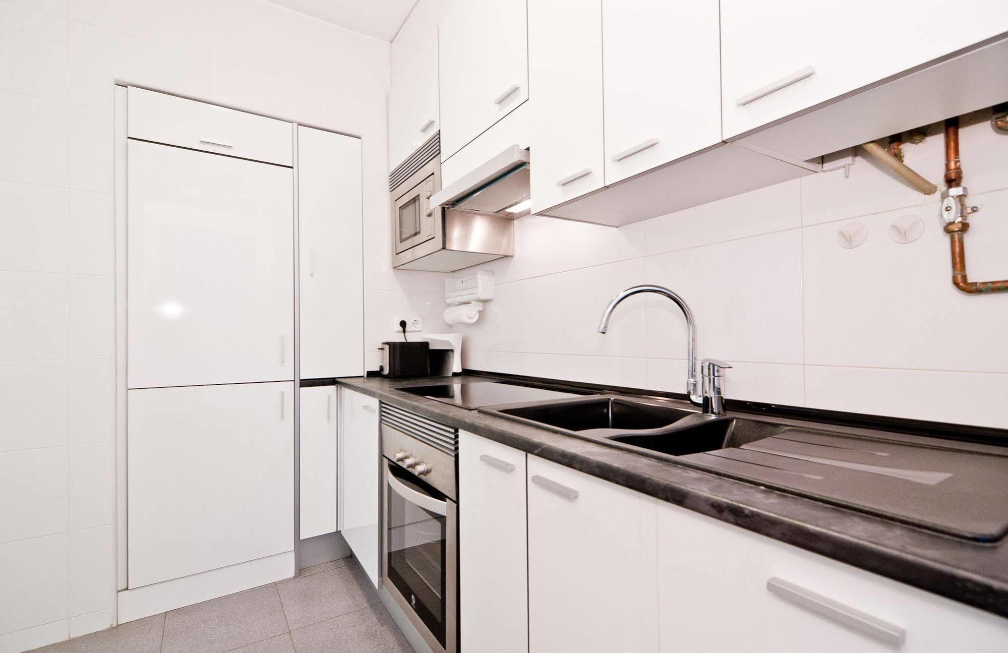 Apartamento Retiro Madrid Esterno foto